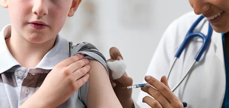 بهترین سن تزریق آمپول رشد